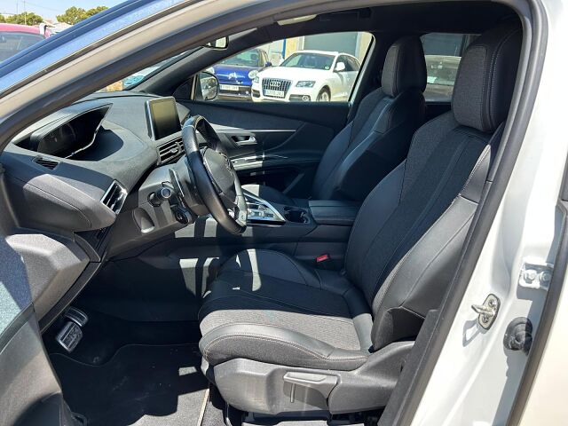 PEUGEOT 5008 GT LINE 1.5 BLUE HDI AUTO SPANISH LHD IN SPAIN 80K 7 SEATS SUPERB 2019